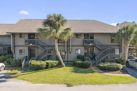 166 Lanai #U, Diamondhead, MS 39525