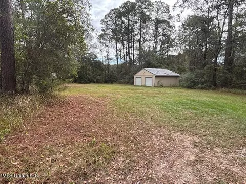 14832 Hillside Dr, Vancleave, MS 39565