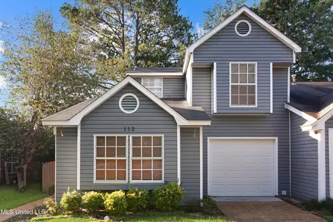 112 Glen Hollow Dr, Clinton, MS 39056