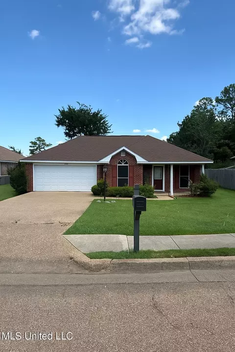 1017 Craig Cir, Ridgeland, MS 39157