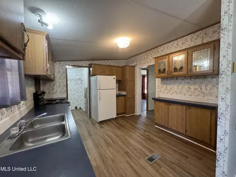 Kitchen - 124 Ida Miller Rd, Lucedale, MS 39452 photo 1 of 4