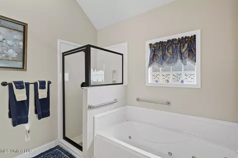 Bath - 125 Memory Ln, Madison, MS 39110 photo 2 of 3