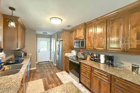 22020 John Holder Rd, Moss Point, MS 39562 photo 10