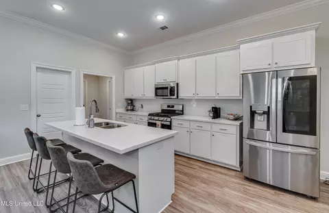 Kitchen - 110 Bailey Cv, Canton, MS 39046 photo 2 of 6