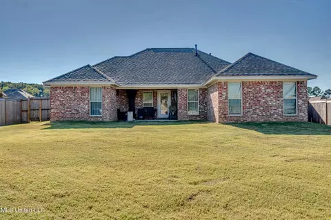Exterior - 110 Bailey Cv, Canton, MS 39046 photo 8 of 11
