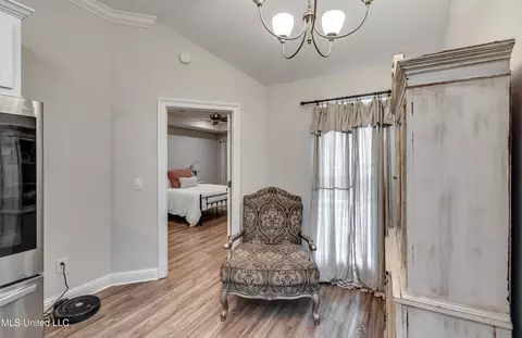 Entry Way - 110 Bailey Cv, Canton, MS 39046 photo 4 of 5