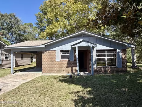 5031 Community Ave, Moss Point, MS 39563 photo 1