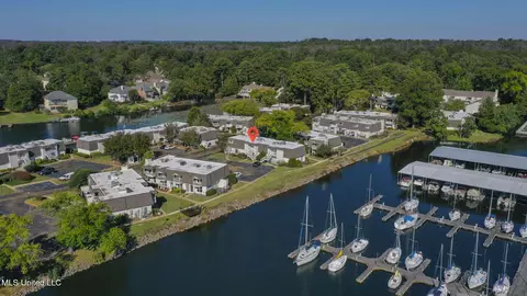 550 Post Rd #803, Ridgeland, MS 39157