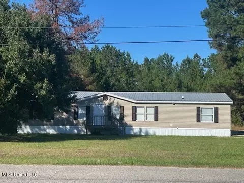 20128 Gordon St, Saucier, MS 39574 photo 1