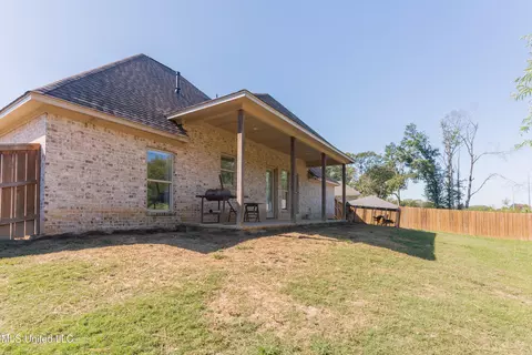 Exterior - 125 Willow Way, Canton, MS 39046 photo 9 of 9
