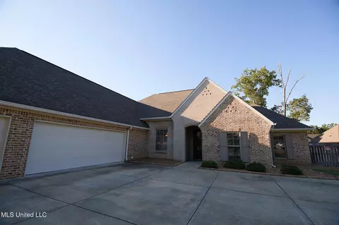 Exterior - 249 Grayhawk Dr, Madison, MS 39110 photo 3 of 19