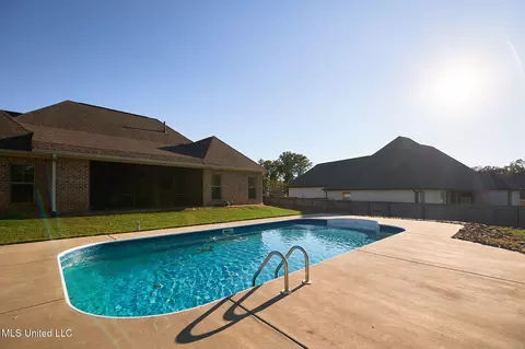 Exterior - 249 Grayhawk Dr, Madison, MS 39110 photo 18 of 19