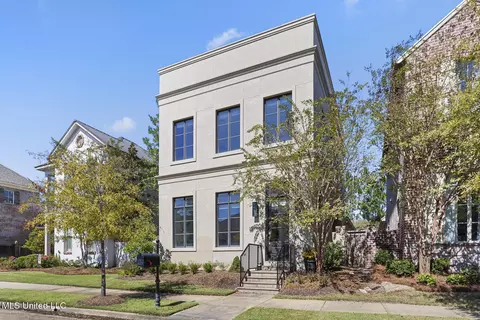 159 Harper St, Ridgeland, MS 39157
