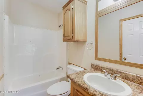 10 Jefferson Rd, Wiggins, MS 39577 photo 8