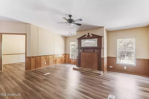 10 Jefferson Rd, Wiggins, MS 39577 photo 12