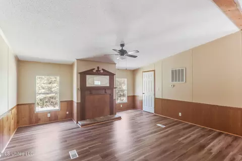 10 Jefferson Rd, Wiggins, MS 39577 photo 16
