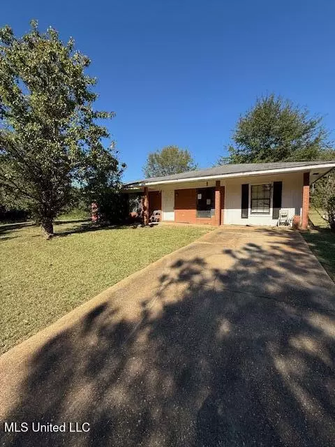 2273 Bankhead Hwy, Hickory Flat, MS 38633