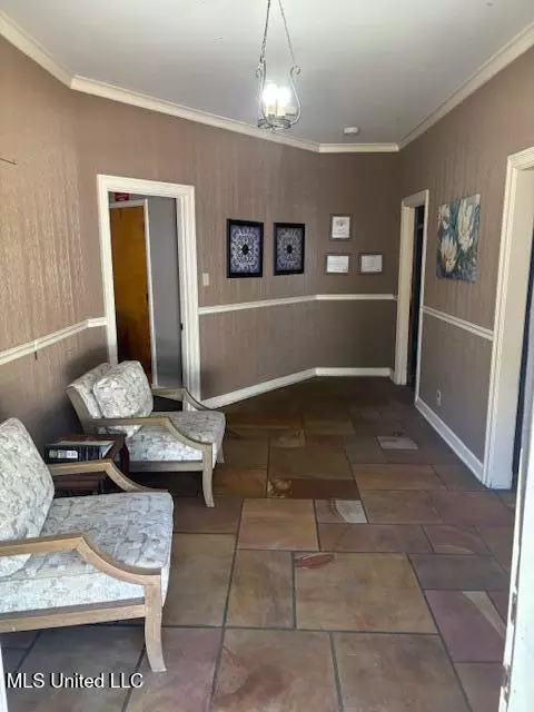 Entry Way - 345 Simmons Rd, Lyon, MS 38645 photo 2 of 3
