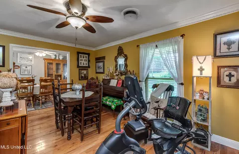 105 Center St, Flora, MS 39071 photo 8