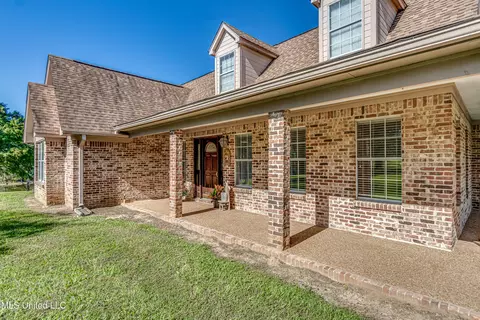 Exterior - 254 Waldrop Rd, Flora, MS 39071 photo 3 of 13