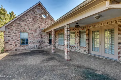 Exterior - 254 Waldrop Rd, Flora, MS 39071 photo 10 of 13