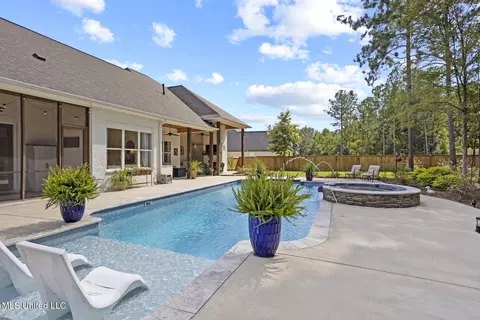 Exterior - 413 W Oak Cir, Madison, MS 39110 photo 7 of 17
