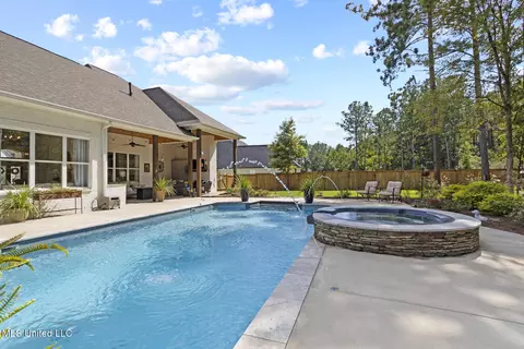 Exterior - 413 W Oak Cir, Madison, MS 39110 photo 8 of 17