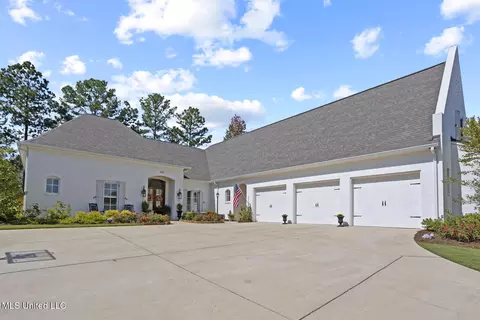 413 W Oak Cir, Madison, MS 39110
