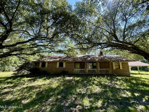 16017 12th St, Pearlington, MS 39572