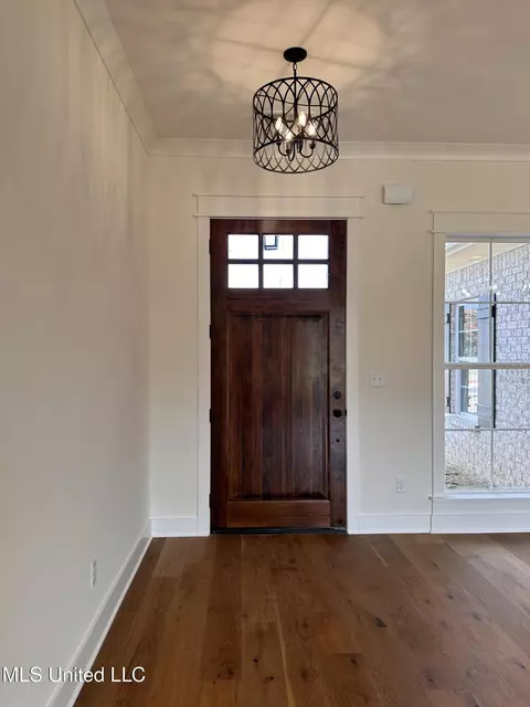 Entry Way - 3631 Kreunen St, Nesbit, MS 38651 photo 2 of 4