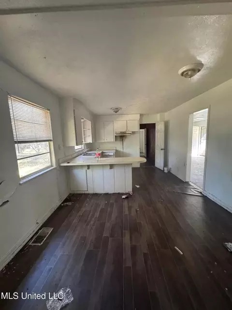 Other - 2365 Paden St, Jackson, MS 39204 photo 2 of 5