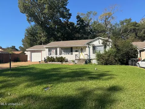 1939 Shamrock Dr, Jackson, MS 39204