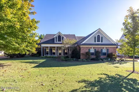 7906 Kirkwood Cv, Olive Branch, MS 38654