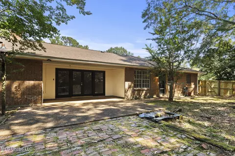 Exterior - 5485 River Thames Rd, Jackson, MS 39211 photo 2 of 4