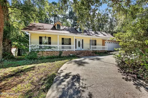 88154 Golf Club Dr, Diamondhead, MS 39525