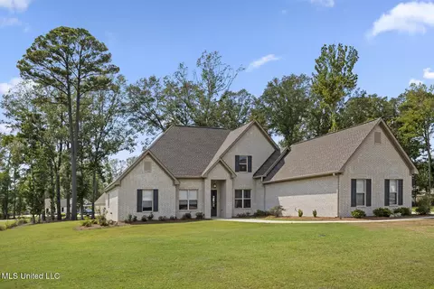 301 Leland Dr, Brandon, MS 39042