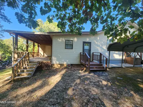 Exterior - 951 Wetonga Ln, Hernando, MS 38632 photo 3 of 10