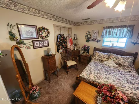 Bedroom - 951 Wetonga Ln, Hernando, MS 38632 photo 2 of 5