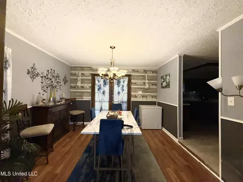 Dining - 434 Crider Dr, Brookhaven, MS 39601 photo 1 of 2