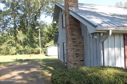 Exterior - 434 Crider Dr, Brookhaven, MS 39601 photo 3 of 3