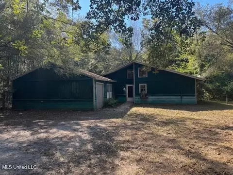 15021 Dobson Rd, Biloxi, MS 39532