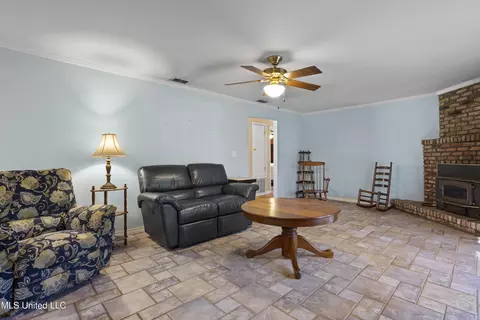 7116 Elder Ferry Rd, Moss Point, MS 39563 photo 7