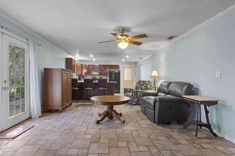 7116 Elder Ferry Rd, Moss Point, MS 39563 photo 8
