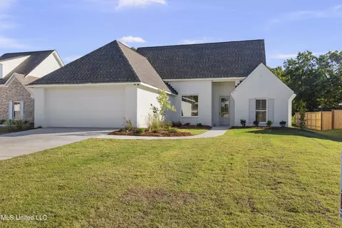 119 Lewis Farms Dr, Madison, MS 39110
