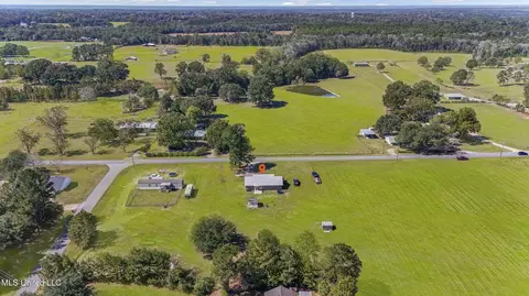 View/Area - 215 Holland Rd, Lucedale, MS 39452 photo 2 of 3