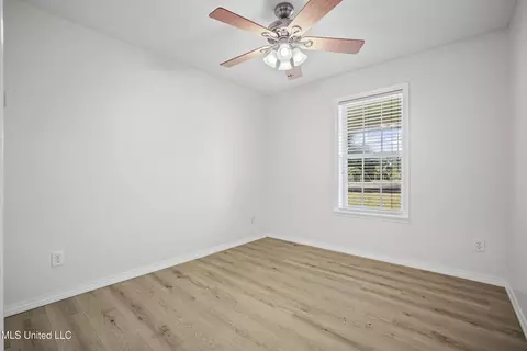 Bedroom - 215 Holland Rd, Lucedale, MS 39452 photo 4 of 4