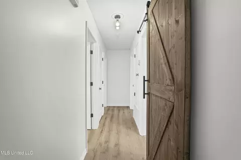 Entry Way - 215 Holland Rd, Lucedale, MS 39452 photo 1 of 1
