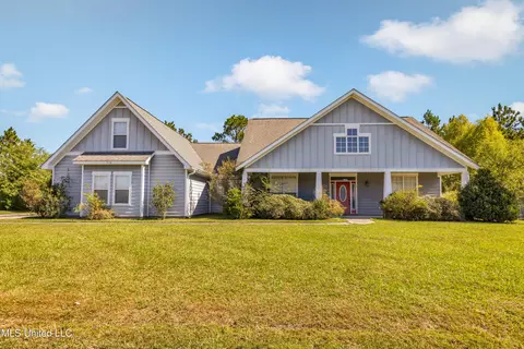2012 Parkview Cv, Biloxi, MS 39532