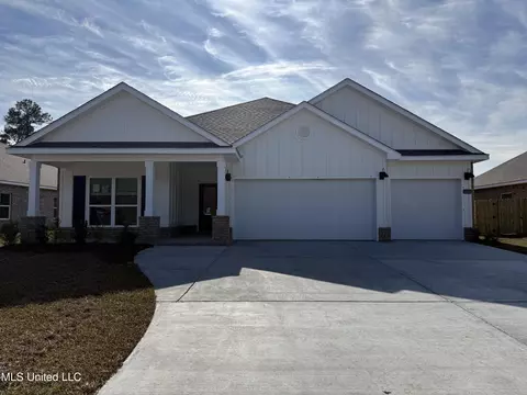 13505 Sarus Dr, Vancleave, MS 39565