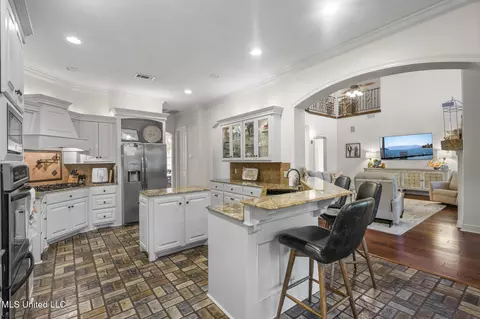Kitchen - 1119 Milltowne Dr, Wesson, MS 39191 photo 2 of 5
